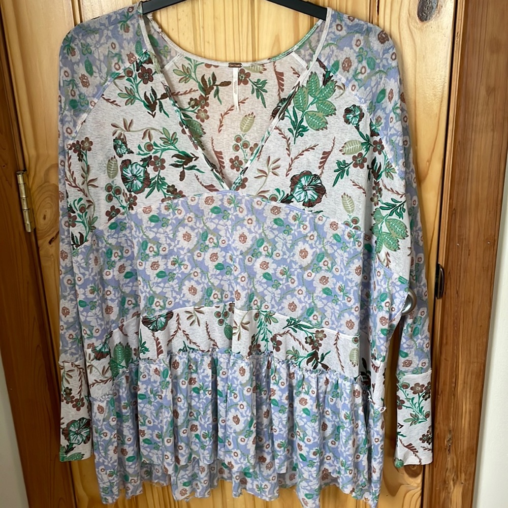 Free People size S multi color long sleeve flowy shirt